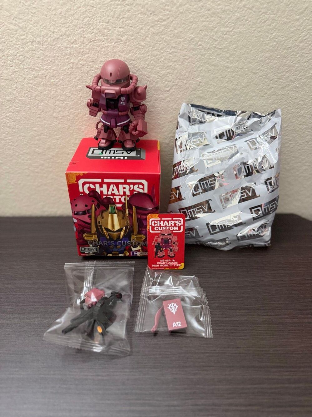 BANDAI QMSV Mini Gundam Chars Custom Blind Box Figure - Char's Zaku II (High Mob